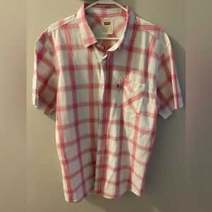 Levi’s Men’s 2XL short sleeve shirt